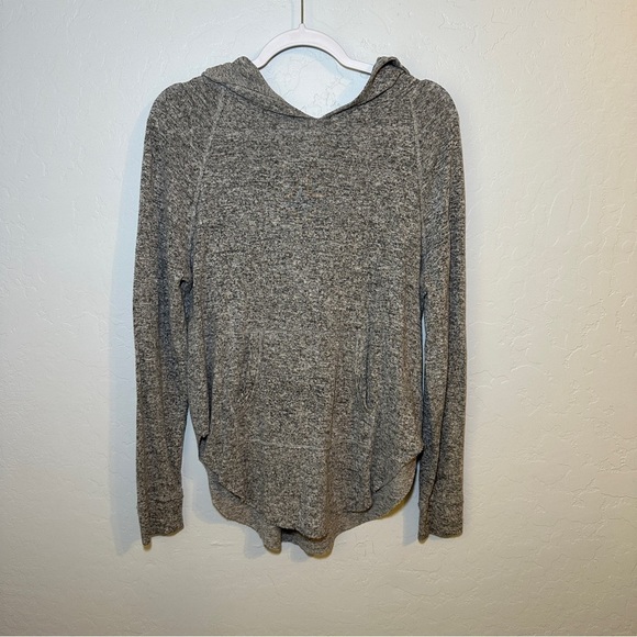 TNA by Aritzia Grey Hoodie‎ Lightweight Top Pullover Sweater Sz S - Picture 1 of 5